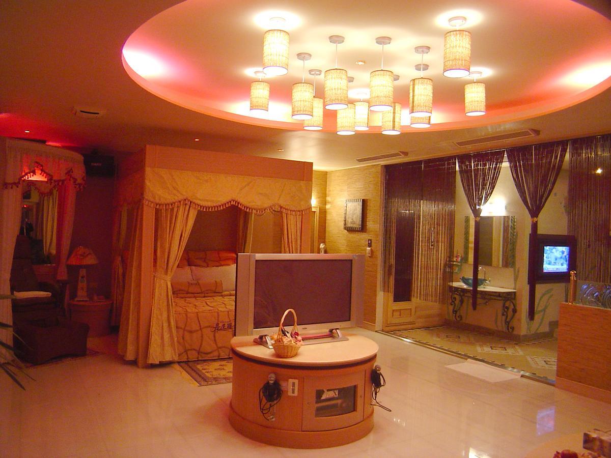 Daniel Spa Motel Pingzhen Esterno foto