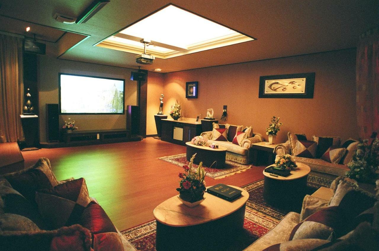 Daniel Spa Motel Pingzhen Esterno foto