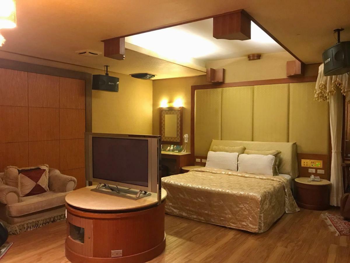 Daniel Spa Motel Pingzhen Esterno foto