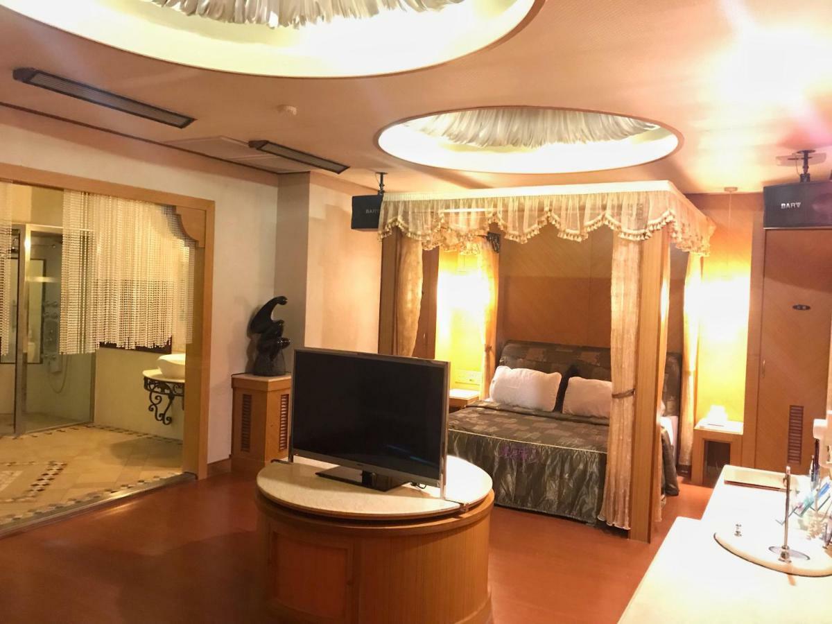 Daniel Spa Motel Pingzhen Esterno foto
