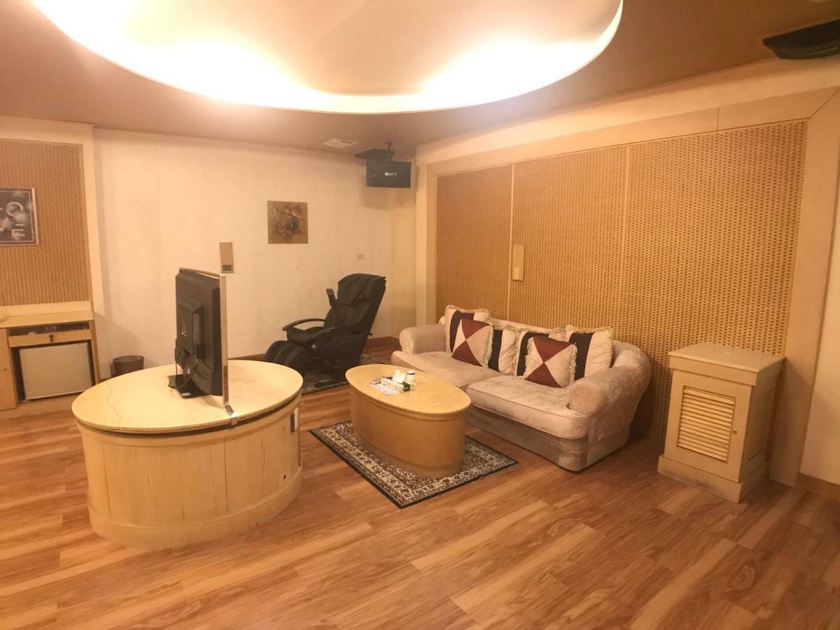 Daniel Spa Motel Pingzhen Esterno foto